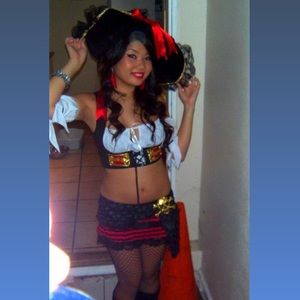 Sexy Pirate Halloween Costume Set Women’s